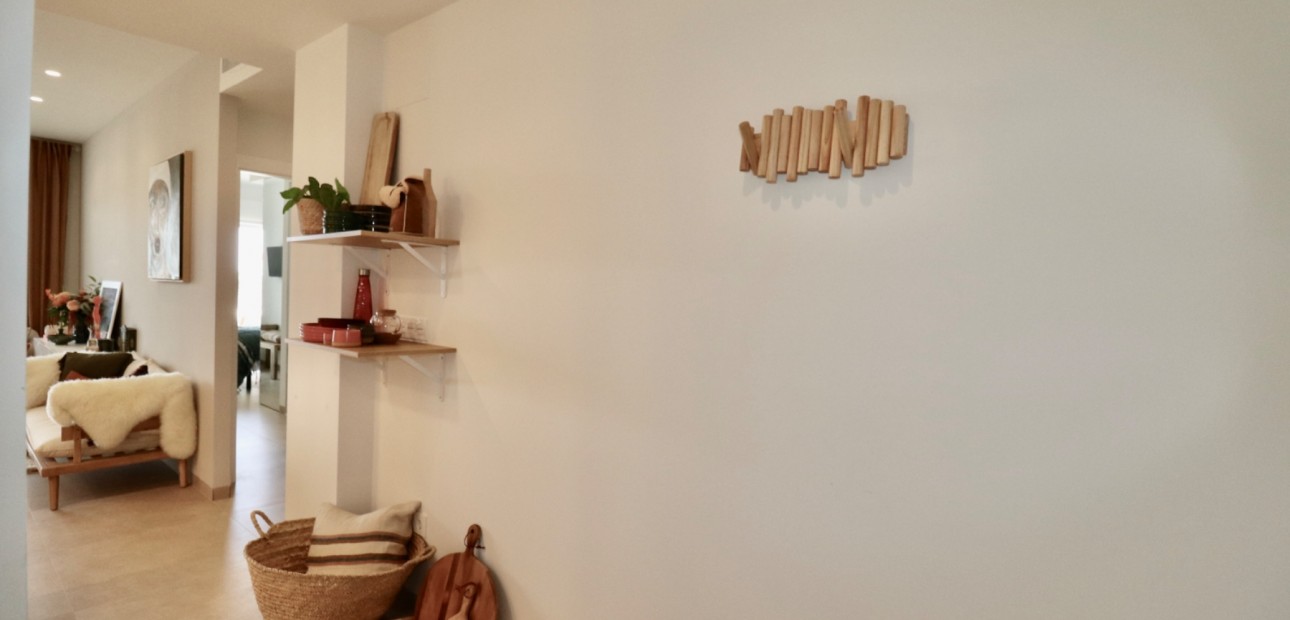 Venta - Apartamento / piso -
Guardamar del Segura - El Raso
