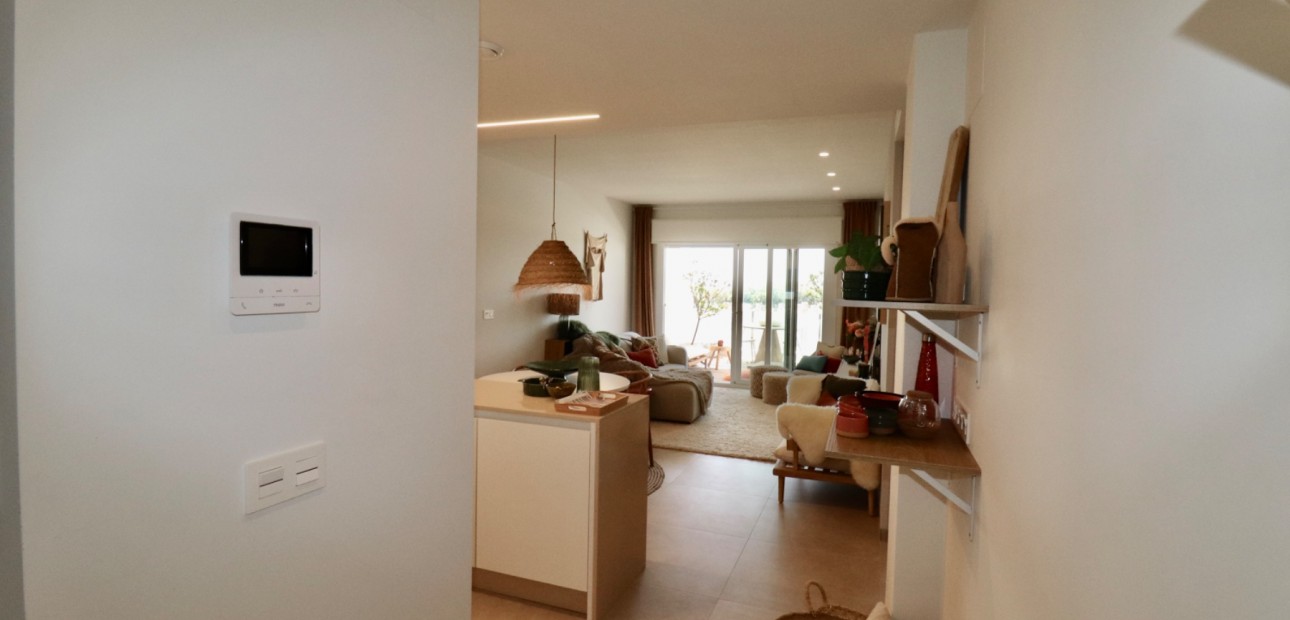 Venta - Apartamento / piso -
Guardamar del Segura - El Raso