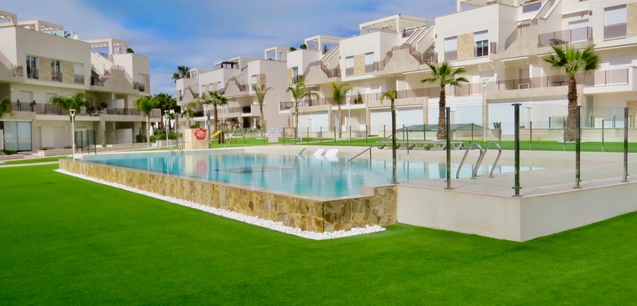 Venta - Apartamento / piso -
Guardamar del Segura - El Raso