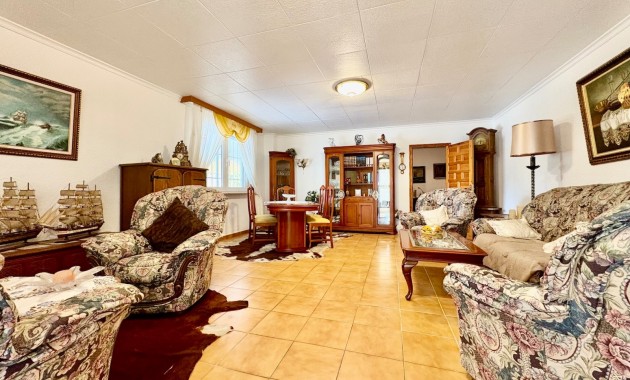 Venta - Single Family Home -
Orihuela Costa - Montezenia