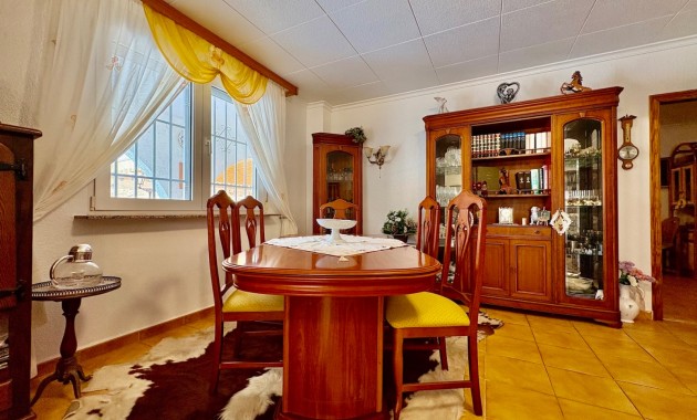 Venta - Single Family Home -
Orihuela Costa - Montezenia