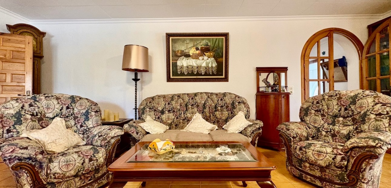 Venta - Single Family Home -
Orihuela Costa - Montezenia