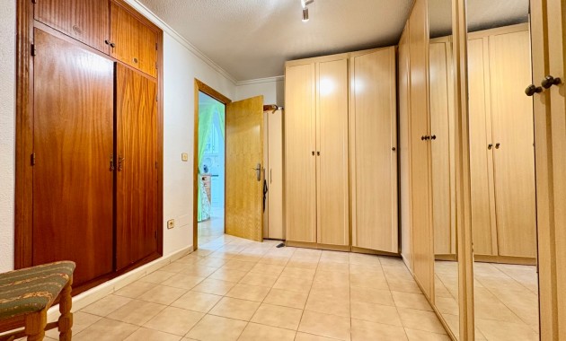 Venta - Single Family Home -
Orihuela Costa - Montezenia