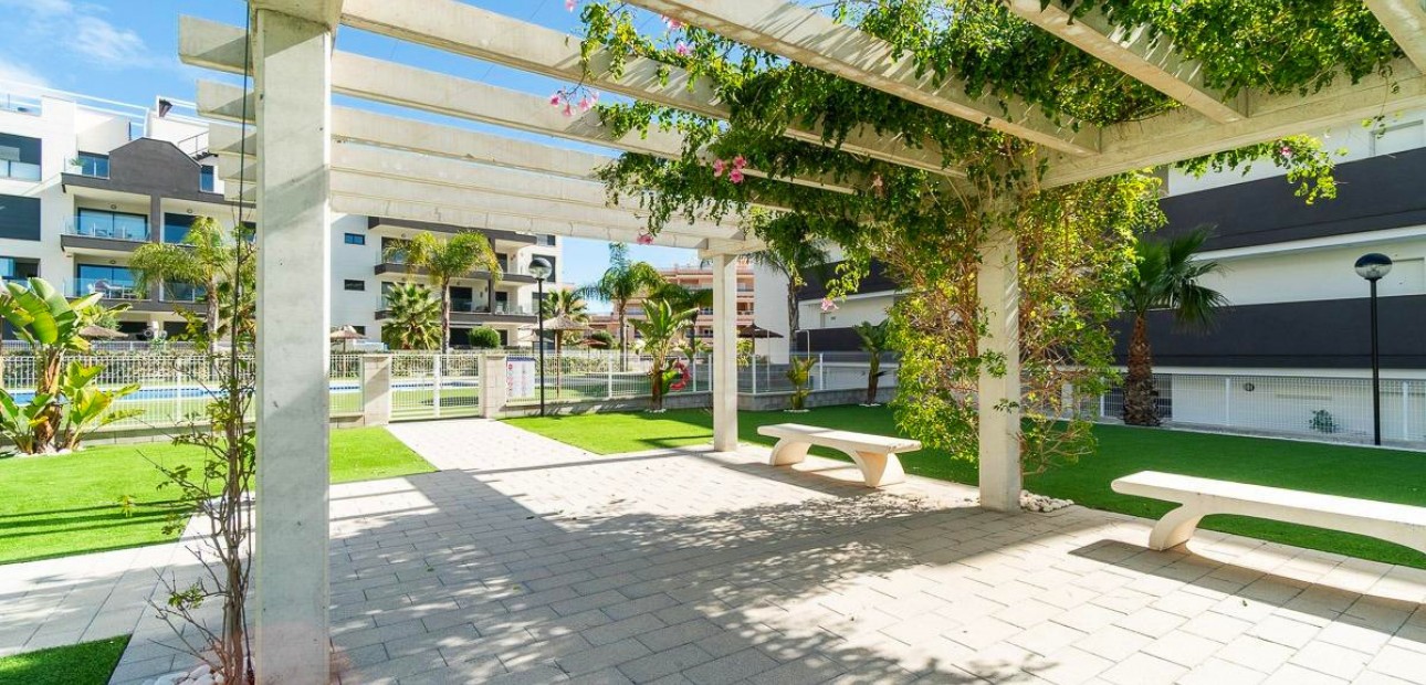 Venta - Apartamento / piso -
Orihuela Costa - Villamartin