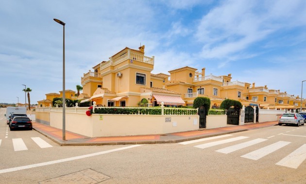 Venta - Villa -
Torrevieja - La siesta