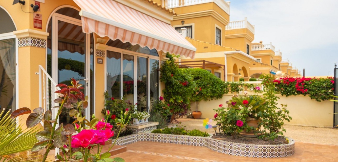 Venta - Villa -
Torrevieja - La siesta