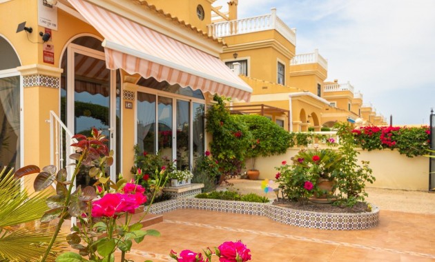 Venta - Villa -
Torrevieja - La siesta