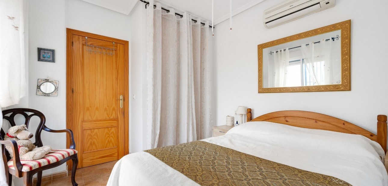 Venta - Villa -
Torrevieja - La siesta