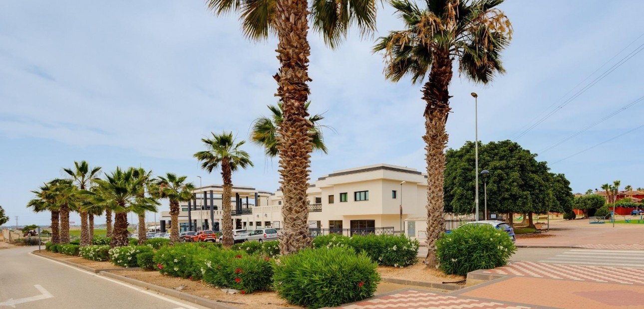 Venta - Villa -
Torrevieja - La siesta