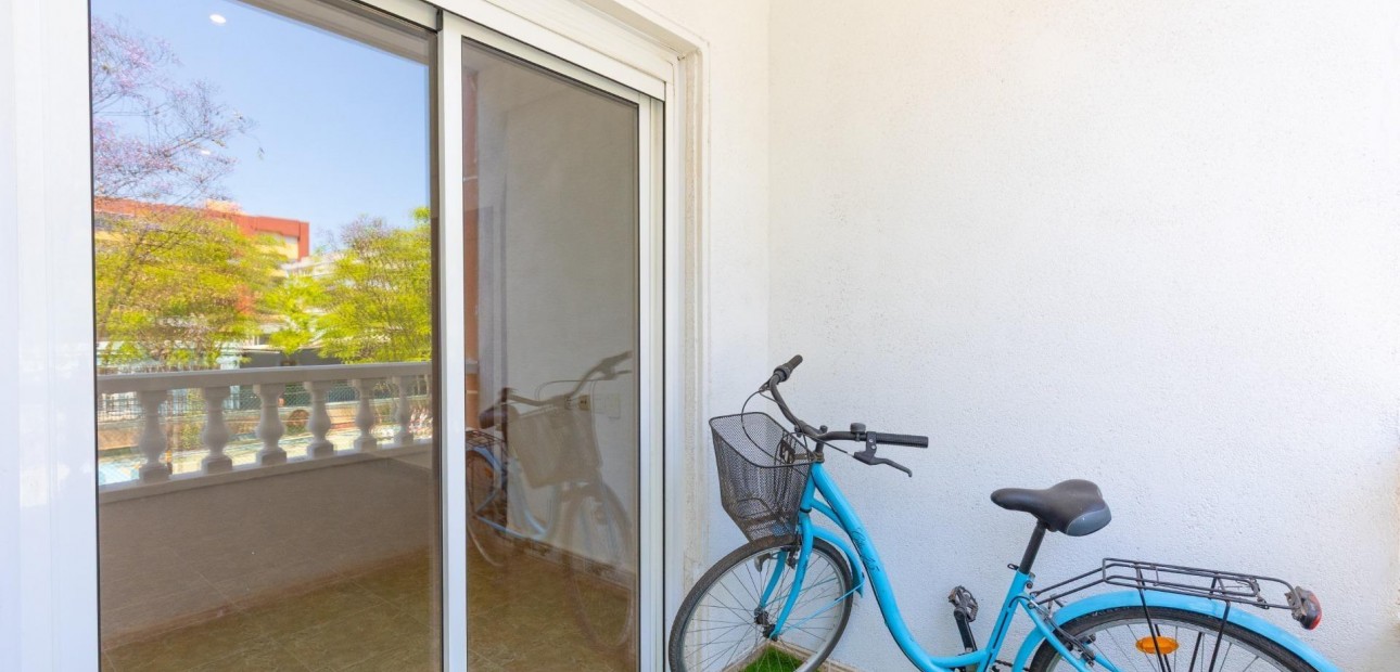 Venta - Apartamento / piso -
Torrevieja - torrevieja