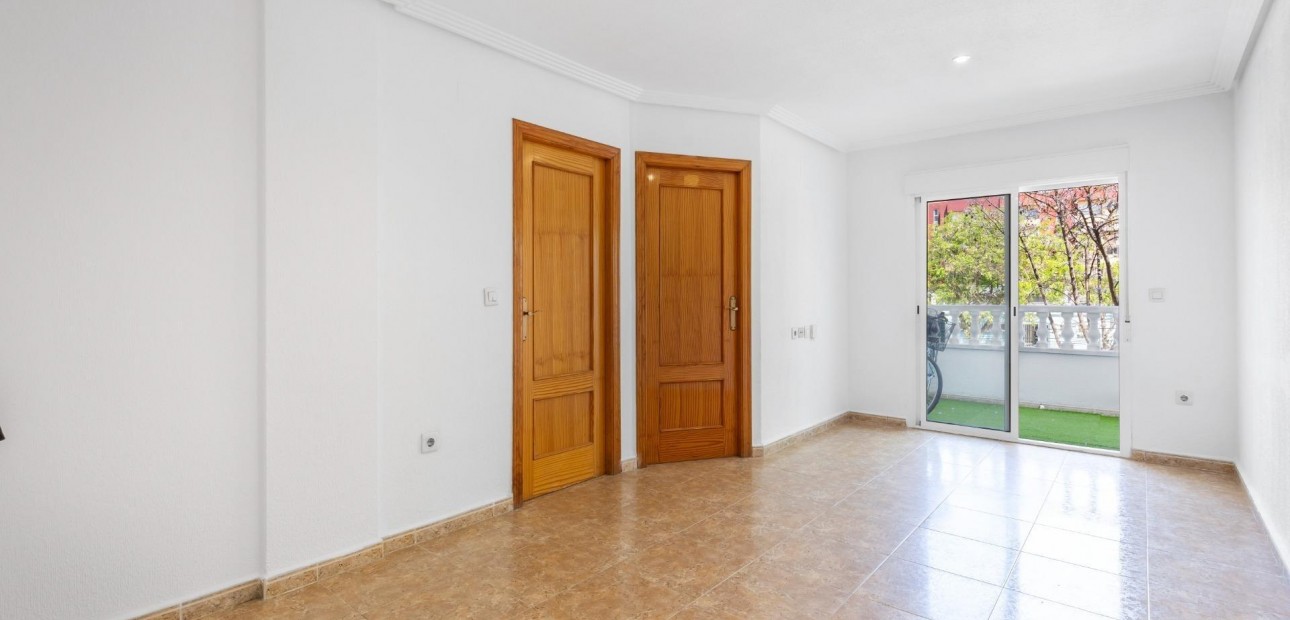 Venta - Apartamento / piso -
Torrevieja - torrevieja