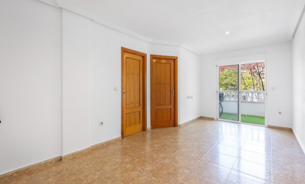 Venta - Apartamento / piso -
Torrevieja - torrevieja