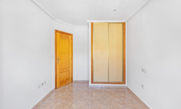 Venta - Apartamento / piso -
Torrevieja - torrevieja