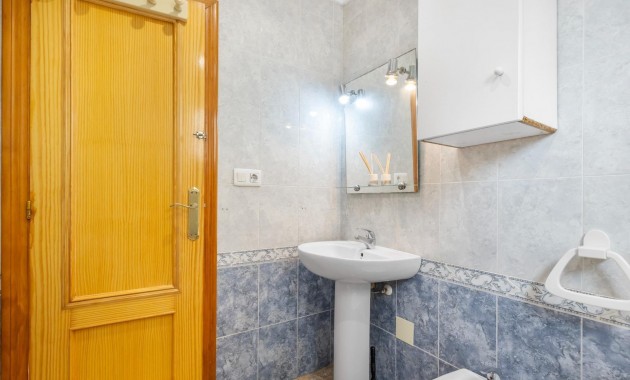 Venta - Apartamento / piso -
Torrevieja - torrevieja