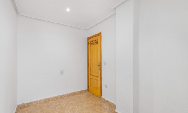 Venta - Apartamento / piso -
Torrevieja - torrevieja