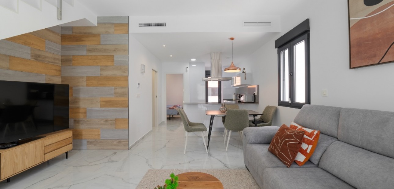 Herverkoop - Villa -
Torrevieja