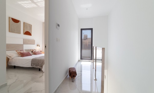 Herverkoop - Villa -
Torrevieja