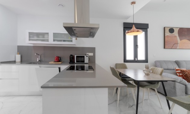 Herverkoop - Villa -
Torrevieja