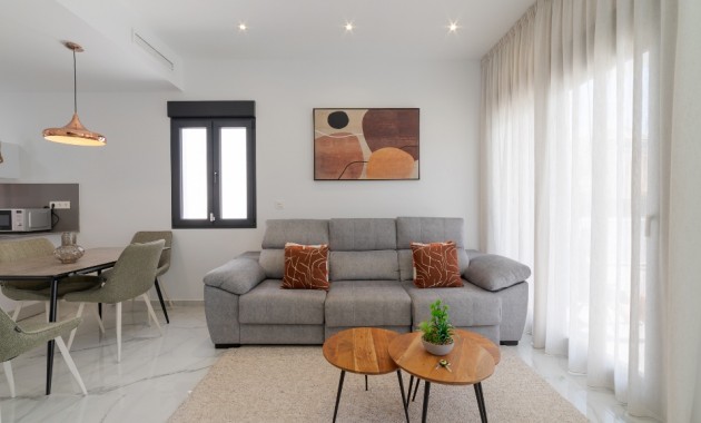 Herverkoop - Villa -
Torrevieja