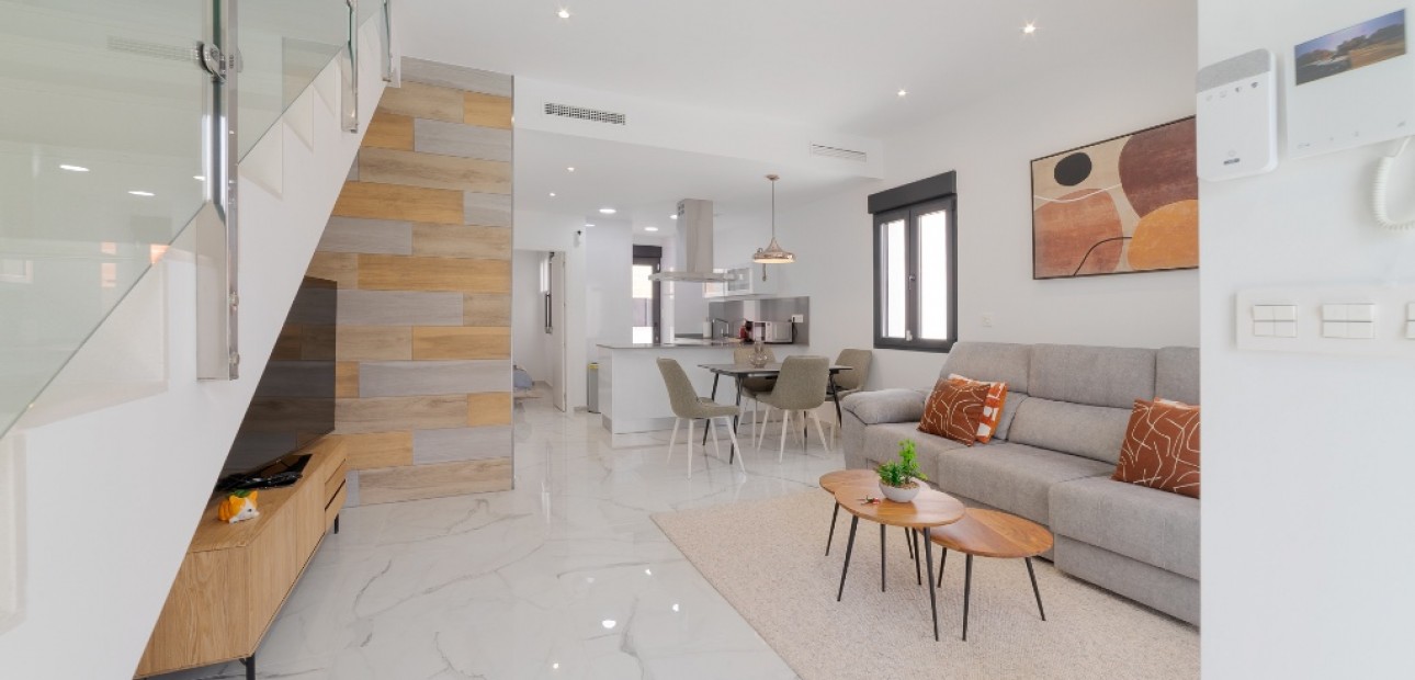 Herverkoop - Villa -
Torrevieja