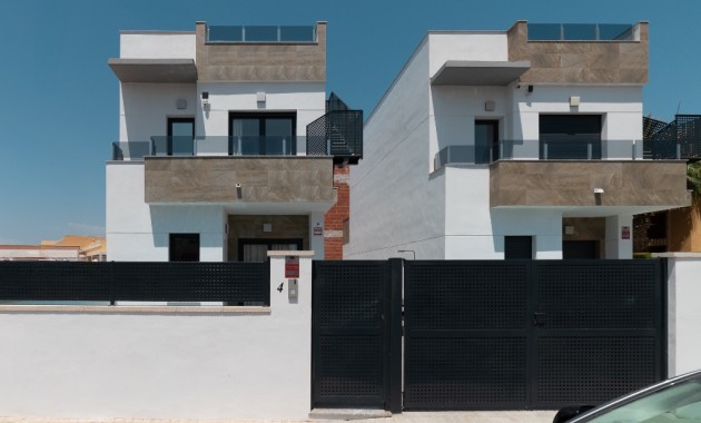 Herverkoop - Villa -
Torrevieja