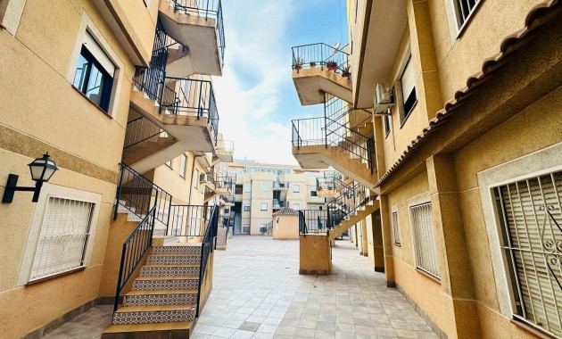 Venta - Apartamento / piso -
Torrevieja - Playa de los locos