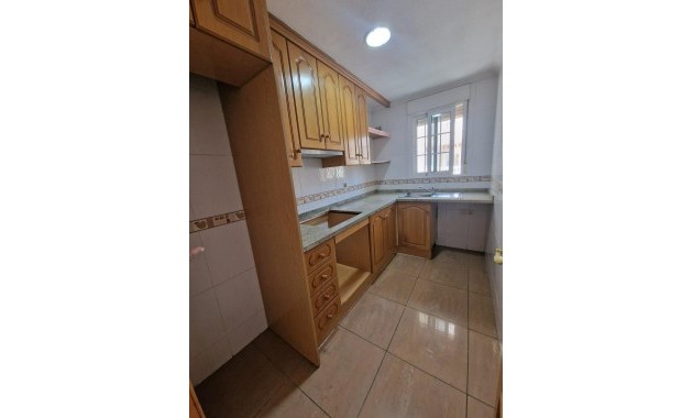 Venta - Apartamento / piso -
Torrevieja - Paseo maritimo