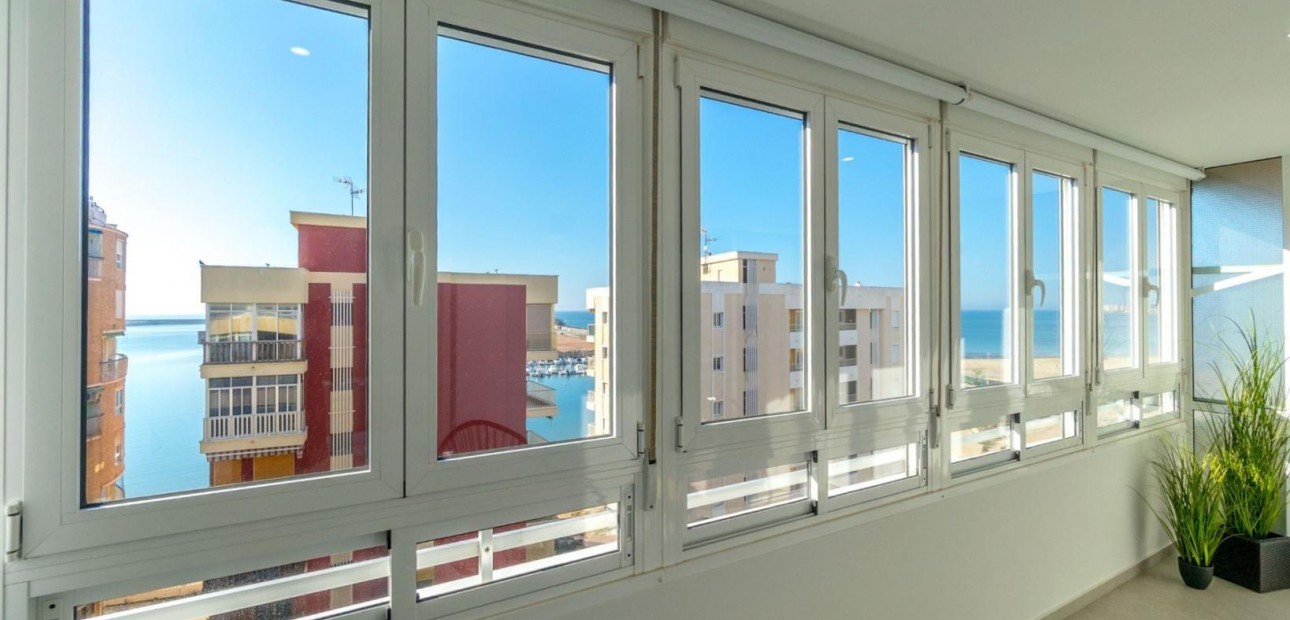 Venta - Apartamento / piso -
Torrevieja - Acequion