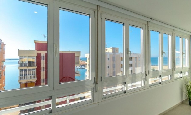 Venta - Apartamento / piso -
Torrevieja - Acequion