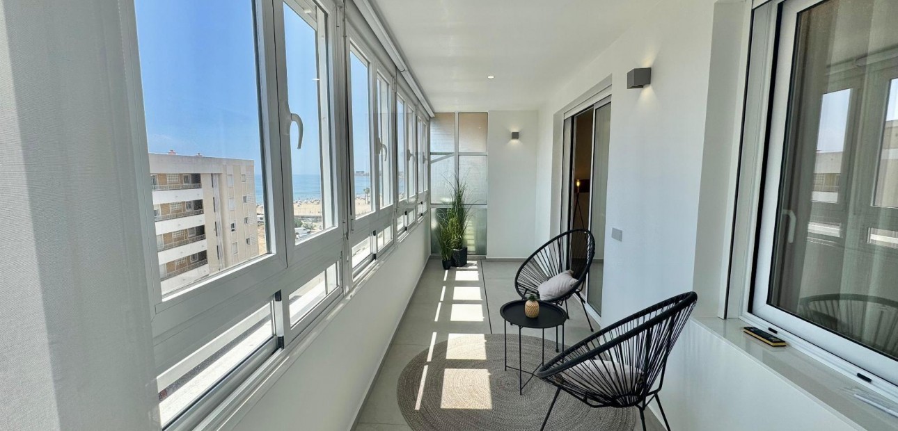 Venta - Apartamento / piso -
Torrevieja - Acequion