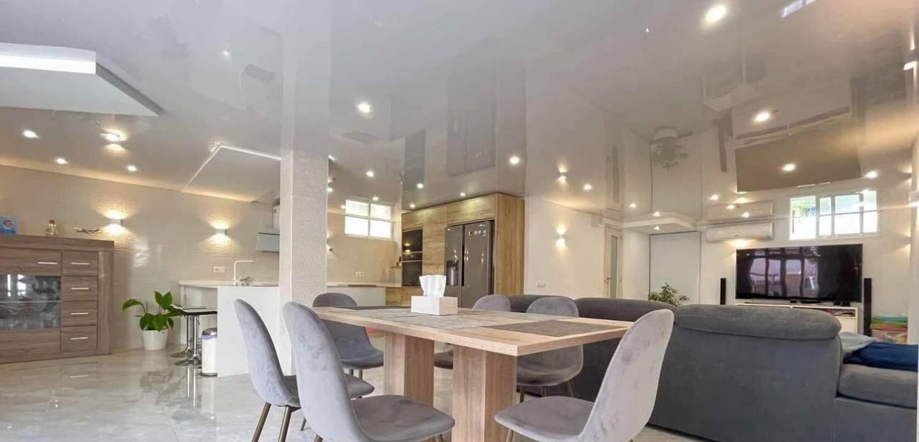Venta - Villa -
Orihuela - Los Balcones Y los Altos