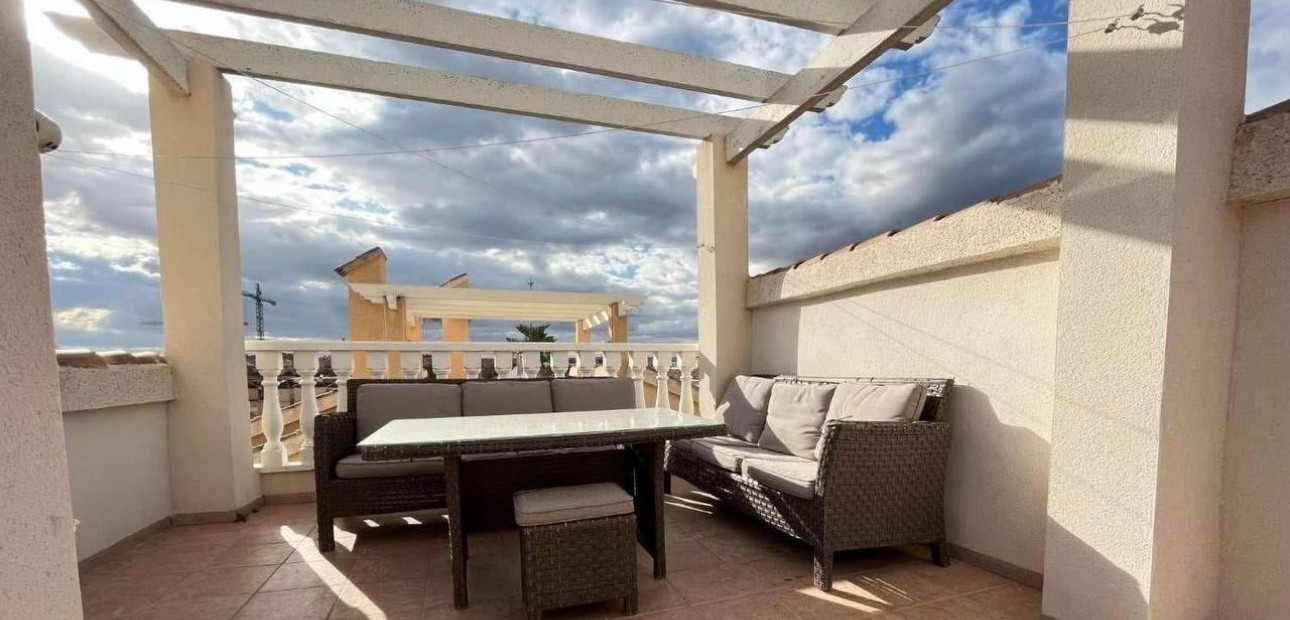 Venta - Villa -
Orihuela - Los Balcones Y los Altos