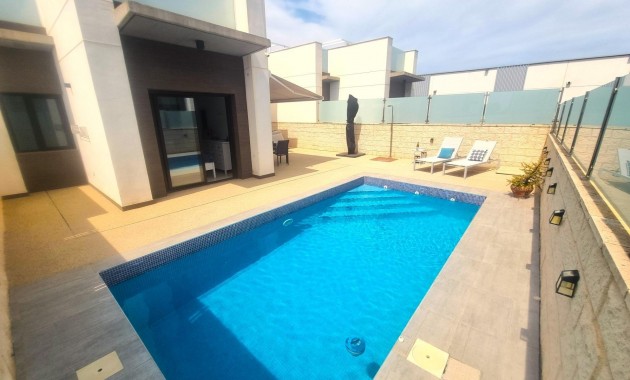 Venta - Villa -
Ciudad quesada - Costa blanca sur