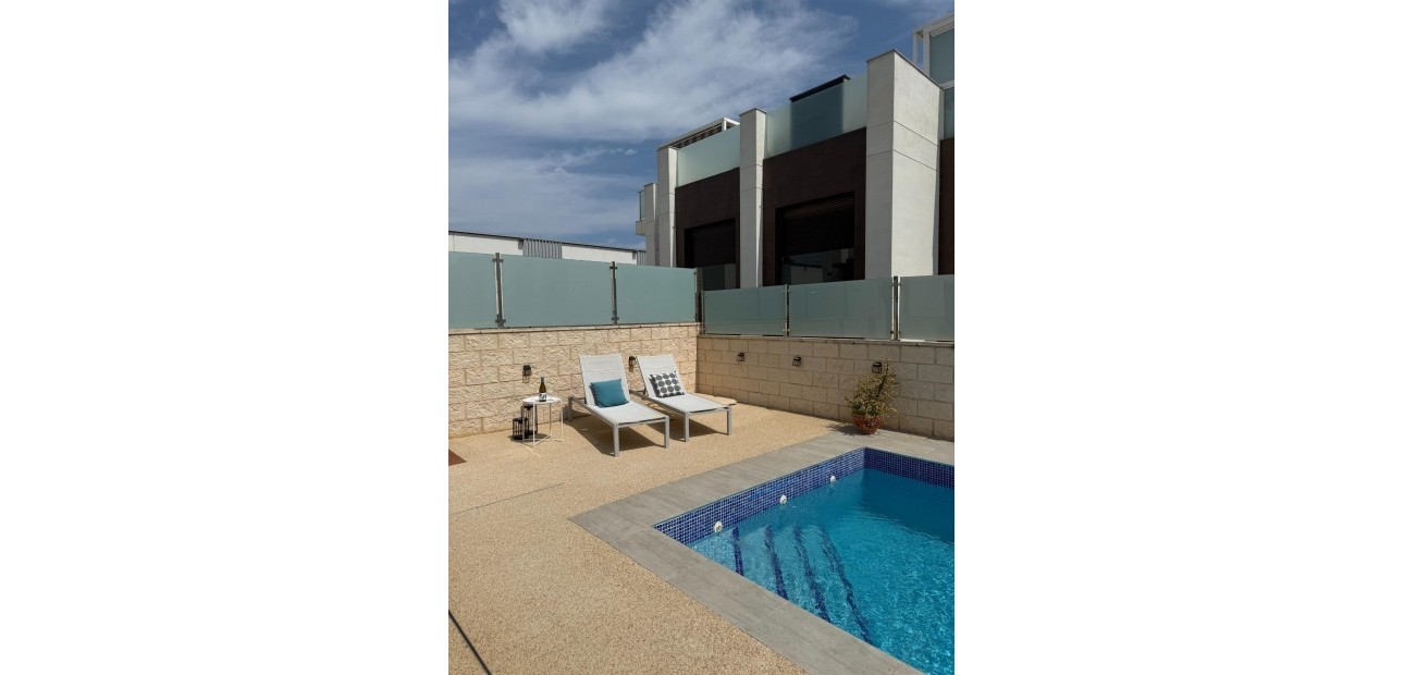 Venta - Villa -
Ciudad quesada - Costa blanca sur