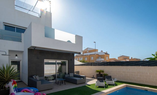 Sale - Detached Villa -
Ciudad Quesada