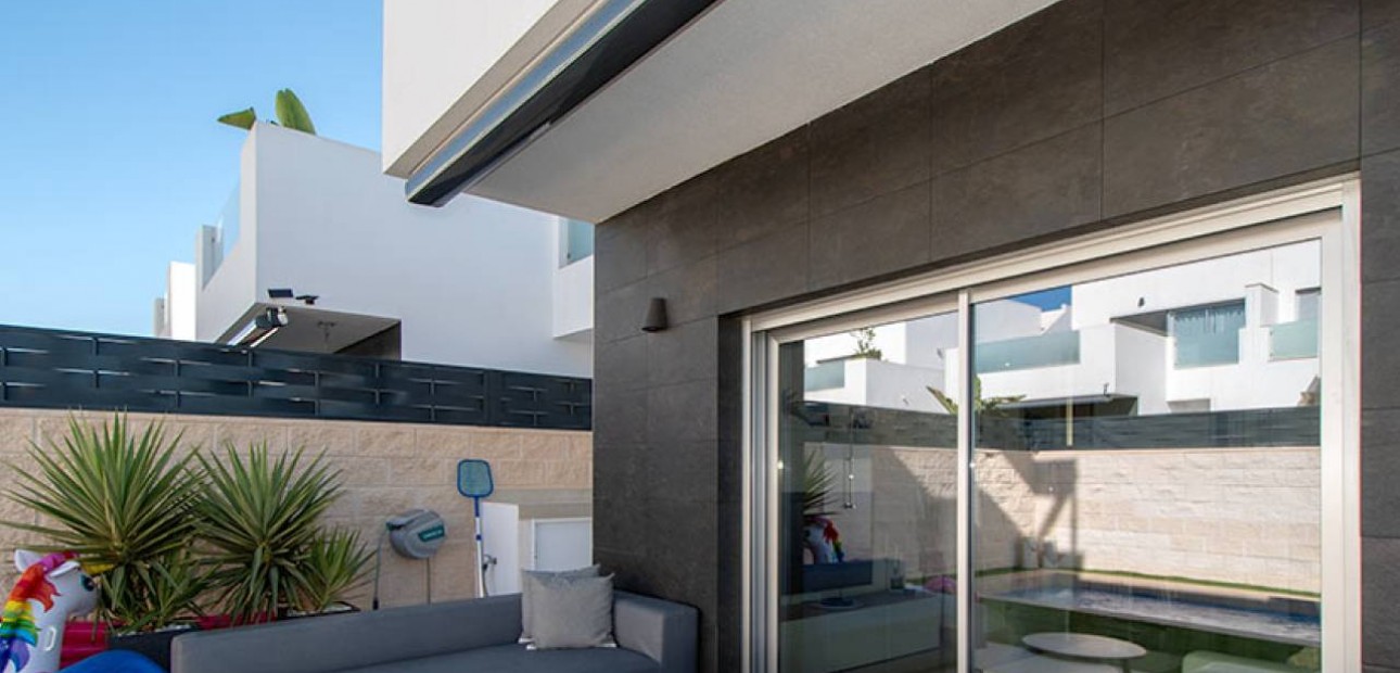 Sale - Detached Villa -
Ciudad Quesada