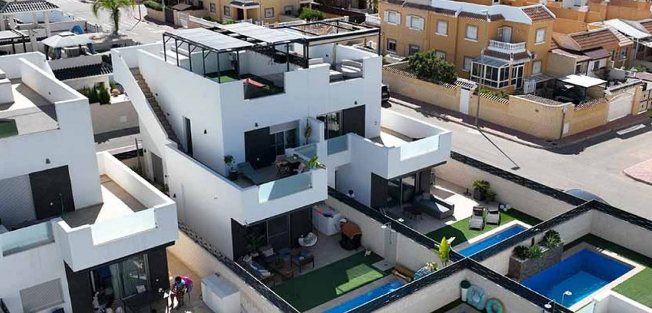 Sale - Detached Villa -
Ciudad Quesada