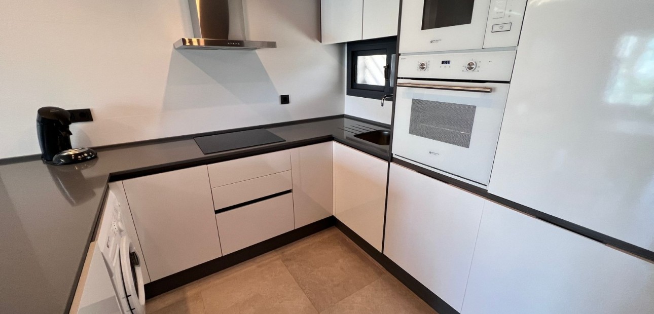 Sale - A. Apartment / flat -
Guardamar del Segura - EL RASO