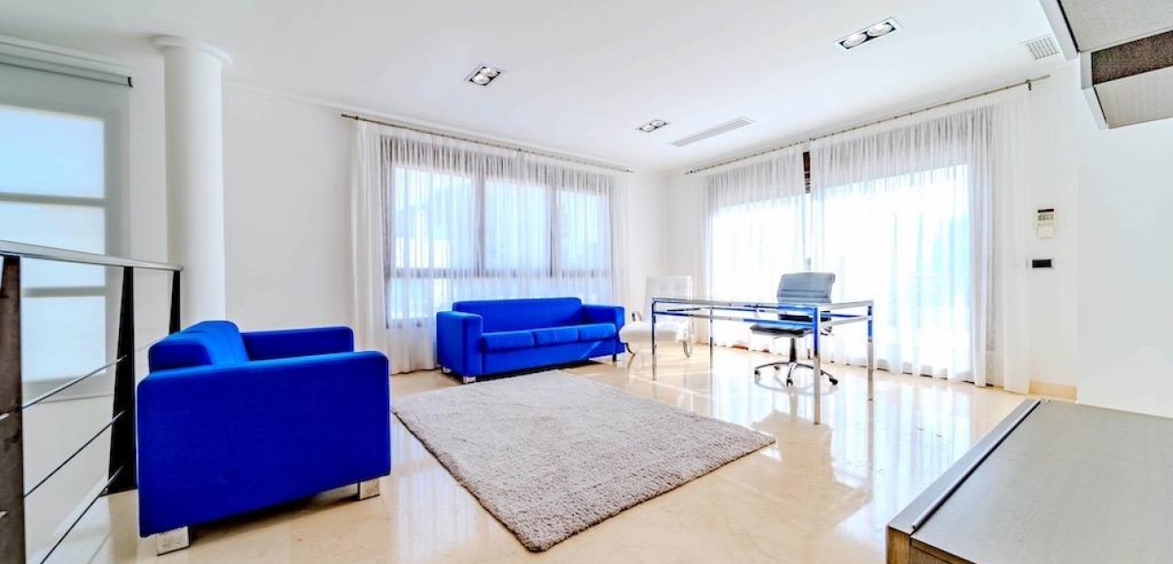 Sale - Villa -
Orihuela Costa - Cabo Roig