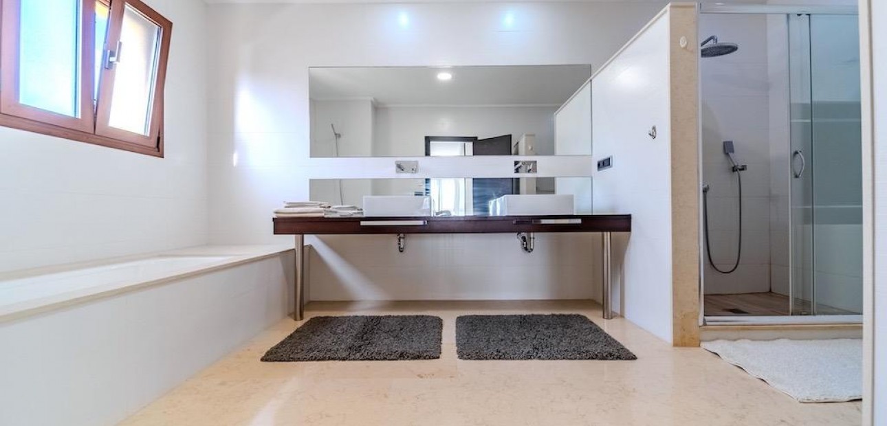 Sale - Villa -
Orihuela Costa - Cabo Roig