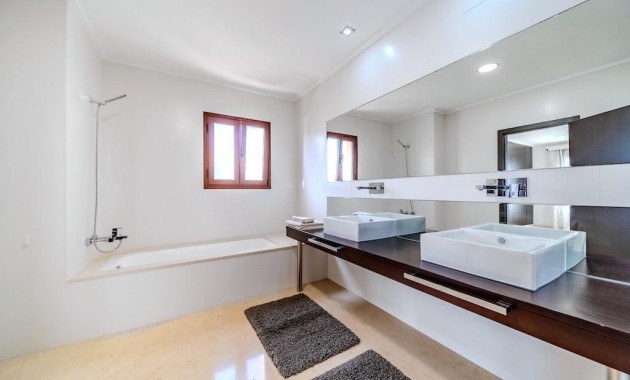 Sale - Villa -
Orihuela Costa - Cabo Roig