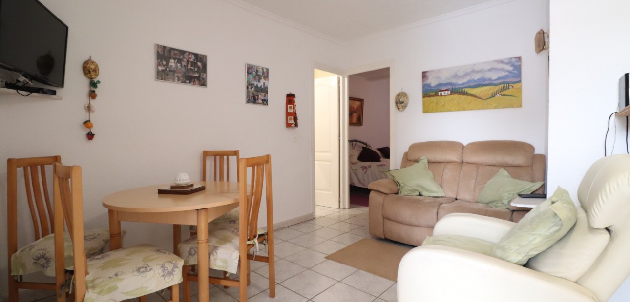 Herverkoop - Bungalow -
Guardamar del Segura - El Moncayo