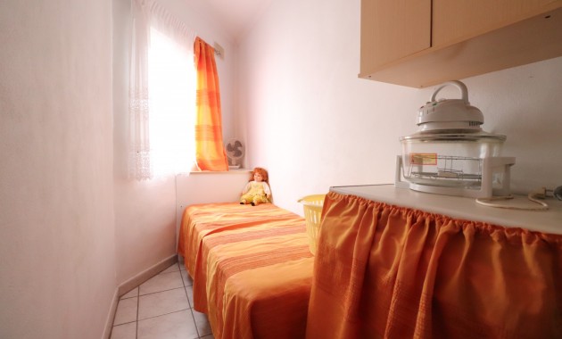 Herverkoop - Bungalow -
Guardamar del Segura - El Moncayo