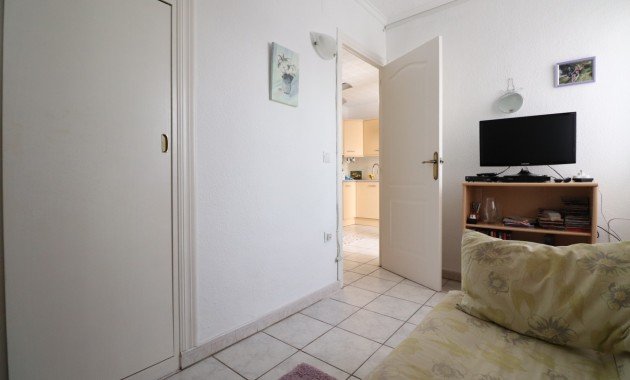 Herverkoop - Bungalow -
Guardamar del Segura - El Moncayo