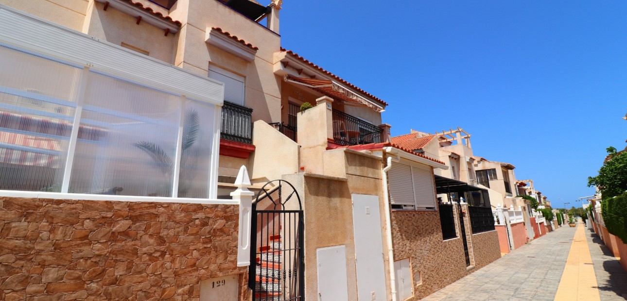 Herverkoop - Appartement / flat -
Orihuela Costa - Playa Flamenca
