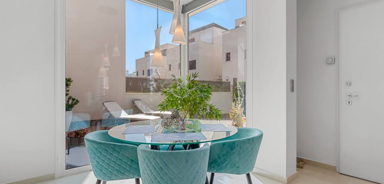 Venta - Villa -
Ciudad Quesada