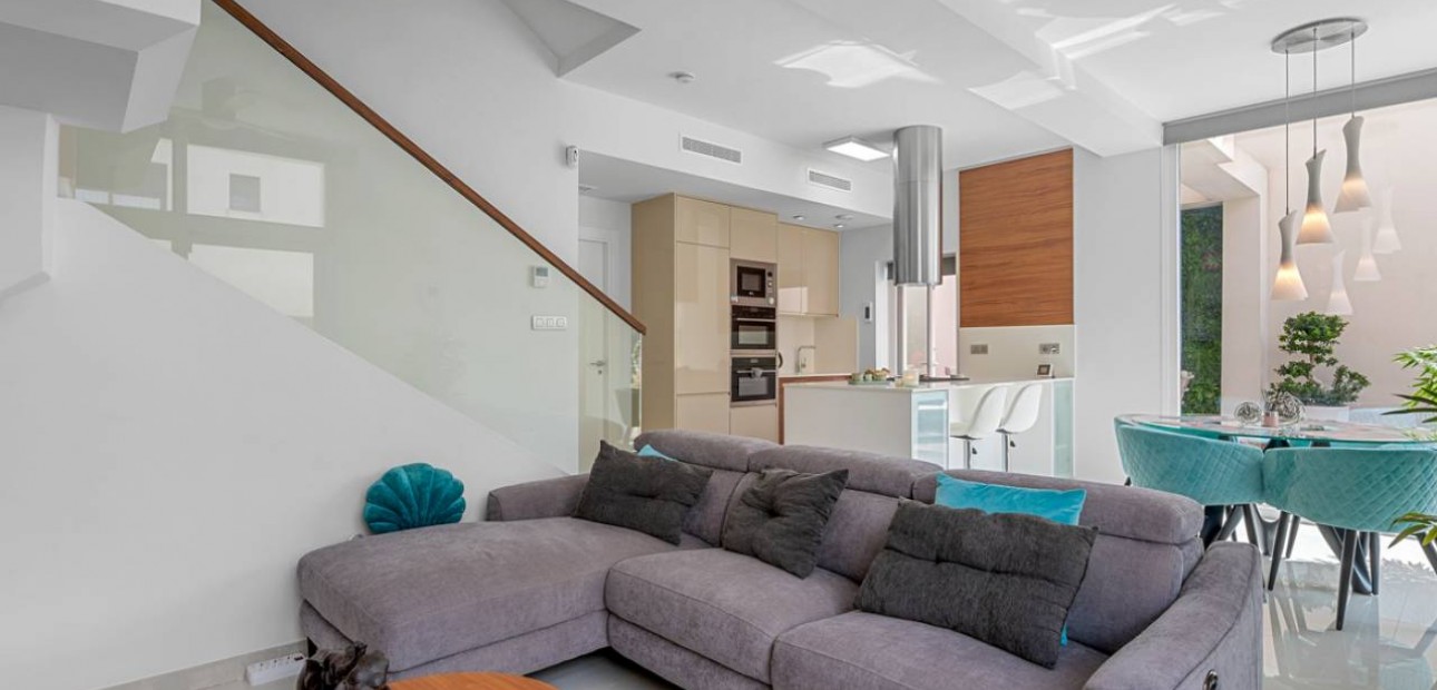 Venta - Villa -
Ciudad Quesada