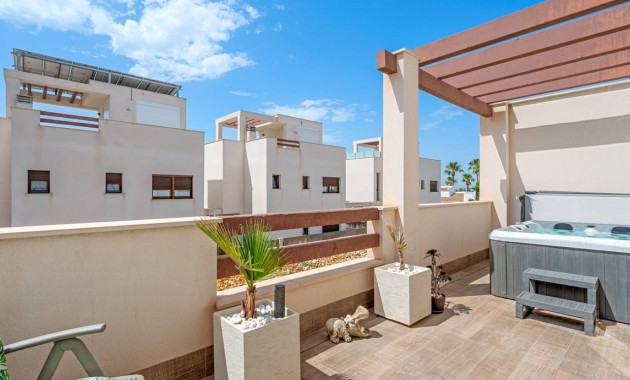 Venta - Villa -
Ciudad Quesada