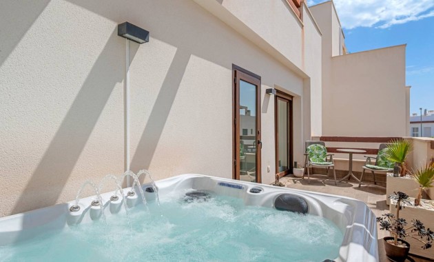 Venta - Villa -
Ciudad Quesada