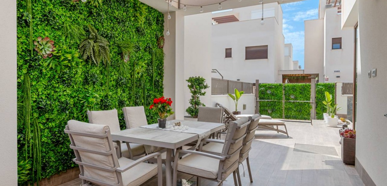 Venta - Villa -
Ciudad Quesada